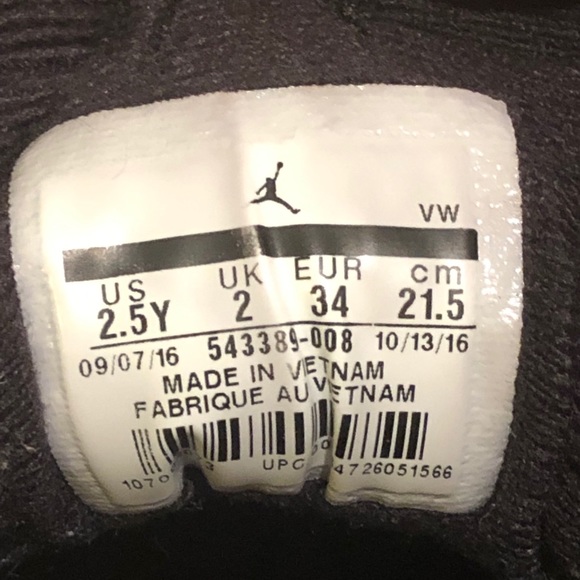 Kids Jordan 6 - Picture 5 of 7